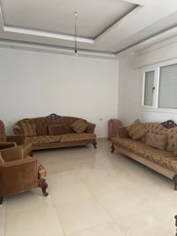 كنب • صالون