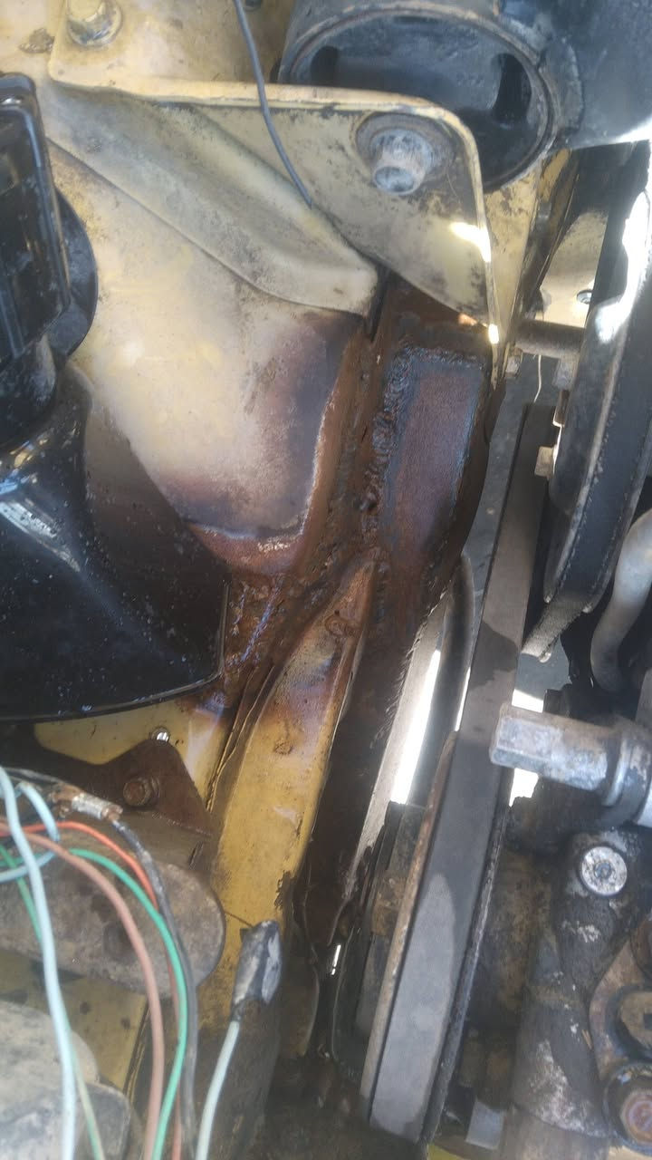 السلام عليكم سايبة موديل ١٢ رقم بغداد بأسمي مصفرة هيئة وغرامة محرك كير مكفولات صدر جديد تخم تاير جديد تبريد مايشتغل *********** السعر ٢٤ وبيهة مجال مكاني بغداد المحمودية رقمي بي واتس ***********
