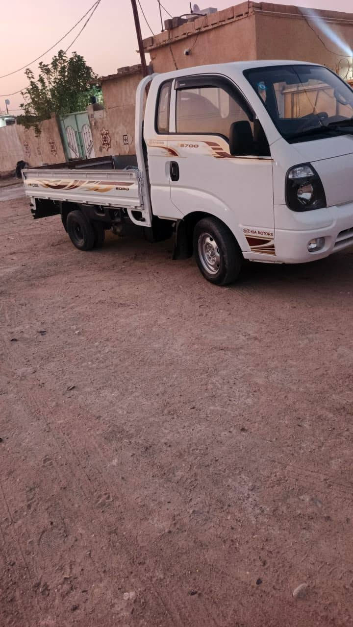 سلام عليكم
كيا بنكو كفاله عامه رقم ذي قار بسمي 
موديل ٢٠٠٠٩ محرك ٢٧٠٠مفتوح مكفول 
شاصي محرك كير مكفولات حداديه جاهزه 
السعر ٨١ وبيه مجال 
ستفسار رقم راعيه ***********
