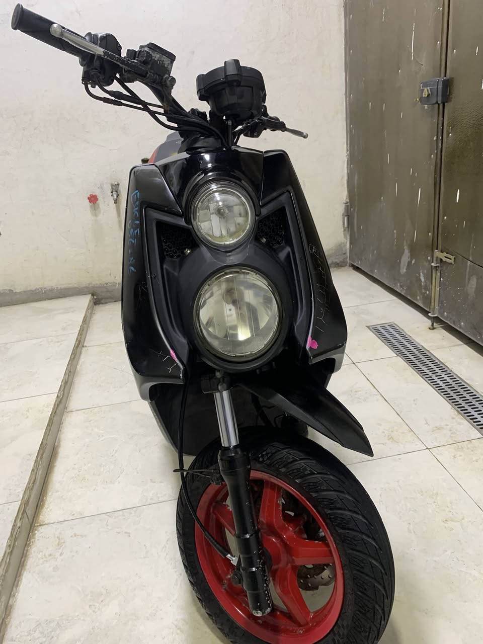 السلام عليكم
سكـنس جبلي صارلها اقل سبوع نازله رمبه اوراق دراجه موجوده 
دراجه اكفلك كفاله عامه 
دراجه بيها صالنصه بيه بكلايت بيها ستيرن رياضي
دراجه رايدها مراوس شعندك شي قوي اعرض بتعاليق ها جماعت النطايح لتعلقون 😂👍🏻


**إذا كنت صاحب هذا الإعلان وتريد حذفه لأي سبب، رجاءا أرسل رسالة إلى الدعم الفني**