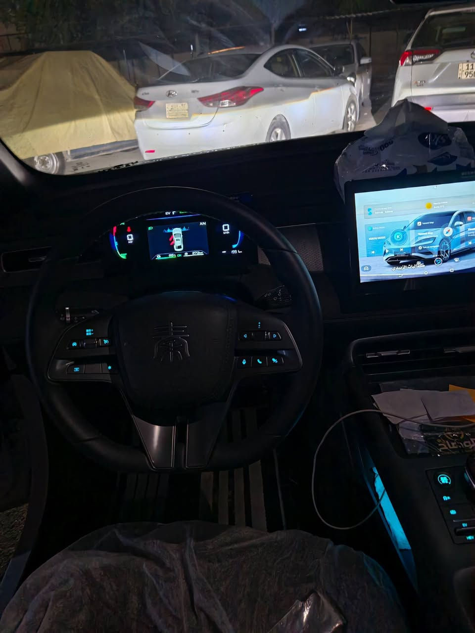 السلام عليكم
BYD qinplus 2025
لون ابيض من داخل زيتوني 
حساسات خلفيه
كامره رجوع خلفيه
الشاشه مغير لغه الى العربيه بالاضافه الى تطبيقات Waze, chrome, Gbord, youtube
وبعد تطبيقات من ضمنه تطبيق مشفر للمباريات
السياره 
السياره ماشيه اغلبه على البطاريه 
ماشيه 4000 الف كيلو
2000 على المحرك
2000 على البطاريه
مرقمه بغداد
شاحنه اصليه 
مع اطار سبير مع كافه ملحقاتها 
السعر 18 مليون و 700 الف دينار وبي مجال
للتواصل واتساب 
***********
اتصال عادي 
***********
