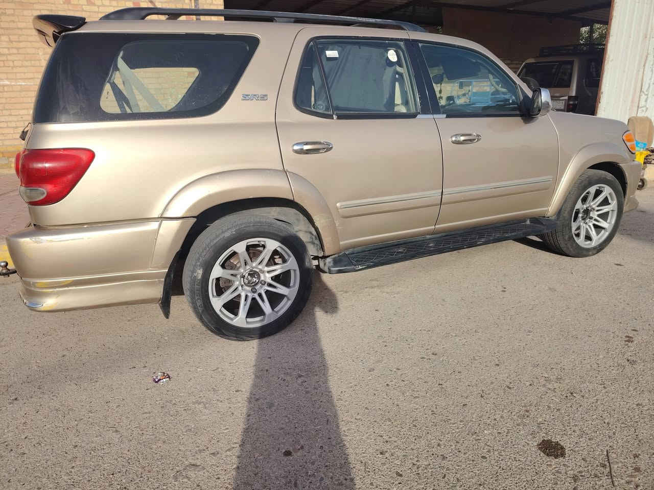 سلام عليكم
للبيع  لاند كروز سيكويا 2007 كير ومكينه مكفوله تبريد 3 قطع خير من الله سياره بانزين + منضومه غاز 80 لتر السعر 120 وبيه مجال المكان واسط قضاء الأحرار الاستفسار ع الرقم ***********
