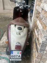 السلام و عليكم دراجه ٦٠ عبد الحليم الدراجه طافيه بس المكينه مجفته جديد...