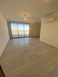 رسن تاورز • ٧٥م • غرفة وصالة