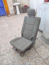 كشن للبيع مال جنبي  كيه تحوير اي سياره سعر الواحد 75 للأسفسار 07734289...