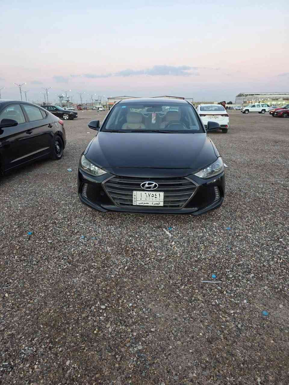 النترا 2018 تقرير 10%تعمل وتسير
محرك 2000 دوش 
كير اي تي
وبيها قطعه كلير من امريكا باقي السياره مكفوله محرك وكير وتبريد وحداده وتخم تاير وباتري جديد.
السياره ليبل واحد 
السياره كبس شركه
السعر 110وبيها مجال 
***********
البصره شارع التأميم
