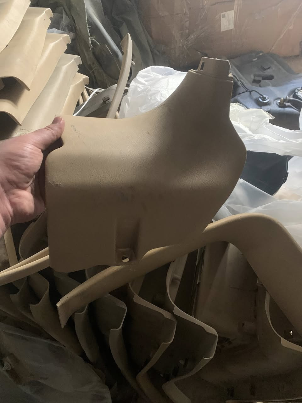 السلام عليكم تم وصل أدوات تفصيخ تيكو وارد صيني العنوان :بغداد السنك خلف البدالة رقم :***********
