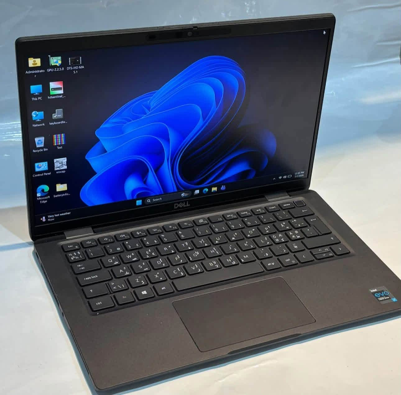 💻 للبيع: Dell Latitude 7420 (جيل 11 - Core i7) 💻🔥
🔥 المواصفات الفنية المتميزة:

 🔹 الموديل: Dell Latitude 7420 (خفيف ومتين)

 🔹 المعالج: Intel® Core™ i7 الجيل الحادي عشر (سرعة وأداء عالي جداً للمهام الصعبة)

 🔹 الرام: 16 GB (سلاسة تامة في الأداء وبدون أي تعليق)

 🔹 كرت الشاشة: داخلي Intel المتطور

💰 الأسعار حسب سعة التخزين (الهارد):

 💾 النسخة الأولى (512 GB SSD NVMe): * 💵 السعر: 500 ألف دينار عراقي فقط!

 💾 النسخة الثانية (256 GB SSD NVMe): * 💵 السعر: 450 ألف دينار عراقي فقط!

✨ الإضافات والمميزات:

 🔒 الأمان والحماية: يحتوي على بصمة وجه + بصمة إصبع لفتح الجهاز بأمان وسرعة.

 ⌨️ الكيبورد: ضوئي فخم ومريح جداً للكتابة والقراءة بالظلام.

 🔌 الشحن: يجي وياه شاحن Type-C الأصلي والسريع.

📞 للحجز والاستفسار:

 📱 رقم الاتصال: ***********

 💬 واتساب (WhatsApp): متوفر على نفس الرقم، أو اضغط مباشرة على الرابط للمراسلة الفورية: 

https://wa.me/9647724588666
