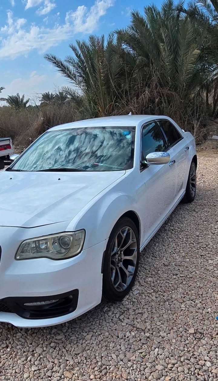 اوباما موديل 2013.  رقم اربيل بأسمي
صبغ نص جاملغ خلفي وباردات بسيطه داخل جلد مكينه جديده 
السعر ١٨٥
 العنوان  بابل  ***********
