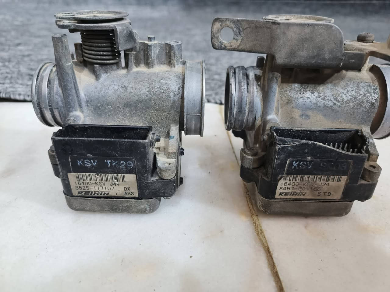 السلام عليكم
جويتر فورزة ٠٨ مفتوحات من دراجات ما معلومة حالتهن شغالات او لاء 
طيني سعر يسوة بيهن ثنينهن وخذهن


**إذا كنت صاحب هذا الإعلان وتريد حذفه لأي سبب، رجاءا أرسل رسالة إلى الدعم الفني**