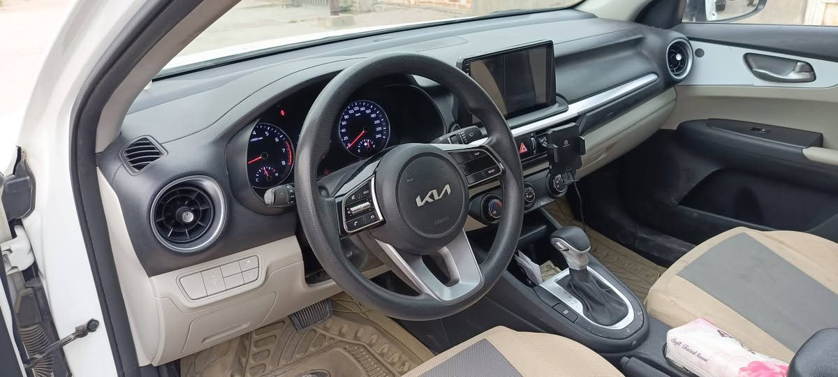 سيراتو موديل 22 
مكفوله ماشية 15 الف 
العنوان / النجف 
للتواصل / ‏‪+9647807450533‬‏


**إذا كنت صاحب هذا الإعلان وتريد حذفه لأي سبب، رجاءا أرسل رسالة إلى الدعم الفني**