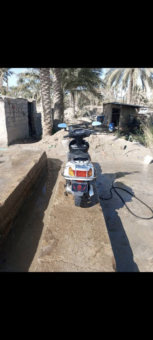 سبيسي يابانية للبيع بابل الحمزه الغربي فقط زنجيل مبدل والكفر لونه كان احمر مو حلو غيرته ابيض *********** السعر 650وبيها مجال
