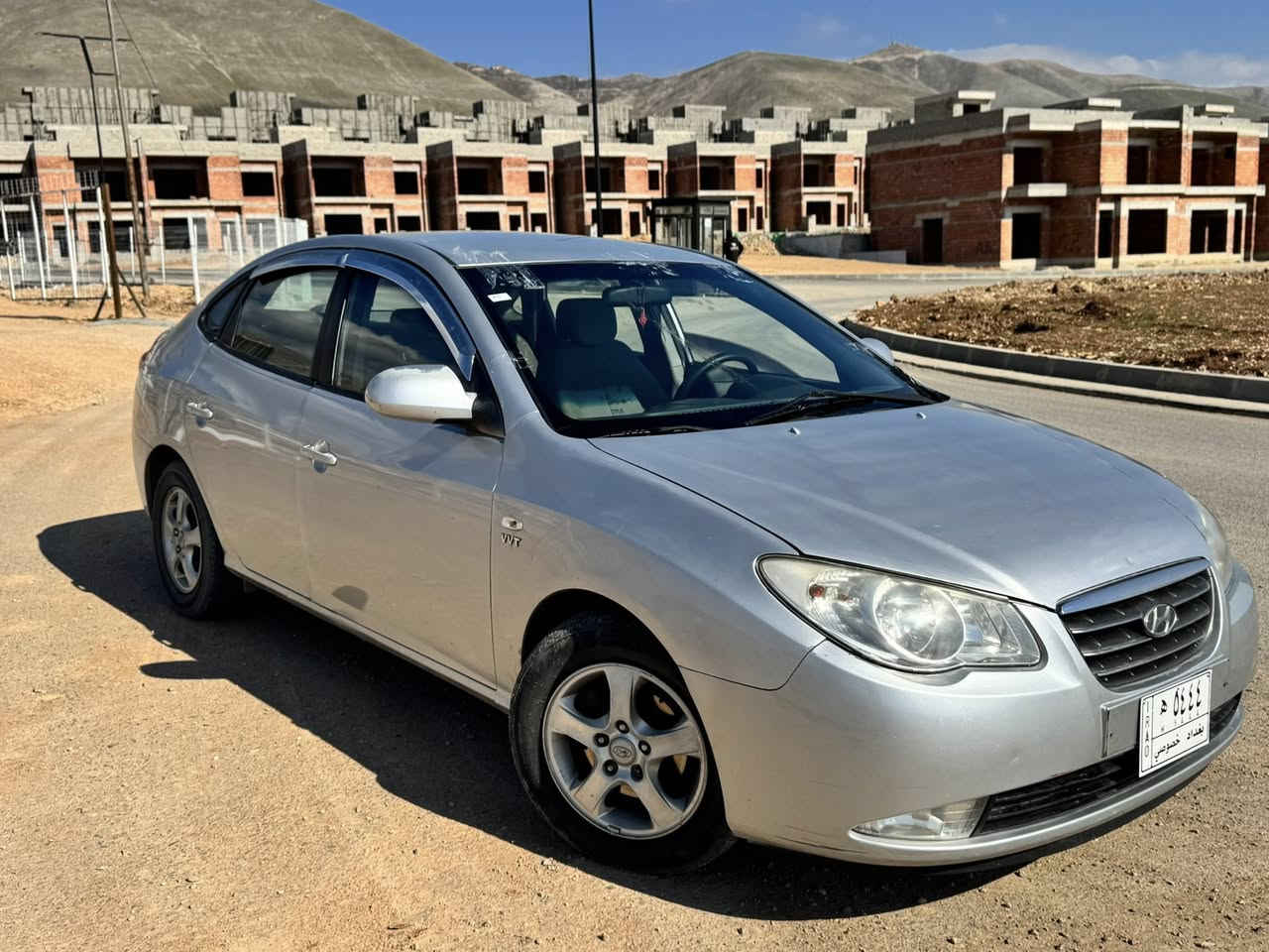 سه ره تا به ناوي خواي كه وره ميهرابان
براوه براوه 
ئافانته
٢٠٠٧
هه موكياني به شه رت
كه فه ر كوراو به شه رت 
ده عم ليدراوي به شه رت 
سه قف به شه رت هه موكيان به شه رت
***********
