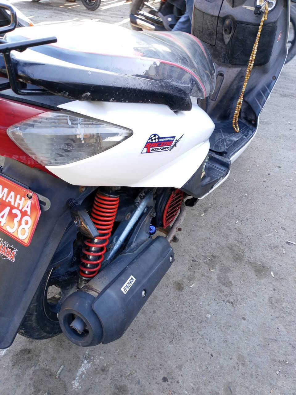 الدراجه سكنس نثيه نضافه كهربائيات مكفوله من كلشي الدراجه
الدراجه مكاتبه فقط 

السعر 650 وبيها مجال 

العنوان بغداد مدينه الصدر 

رقمي ***********
