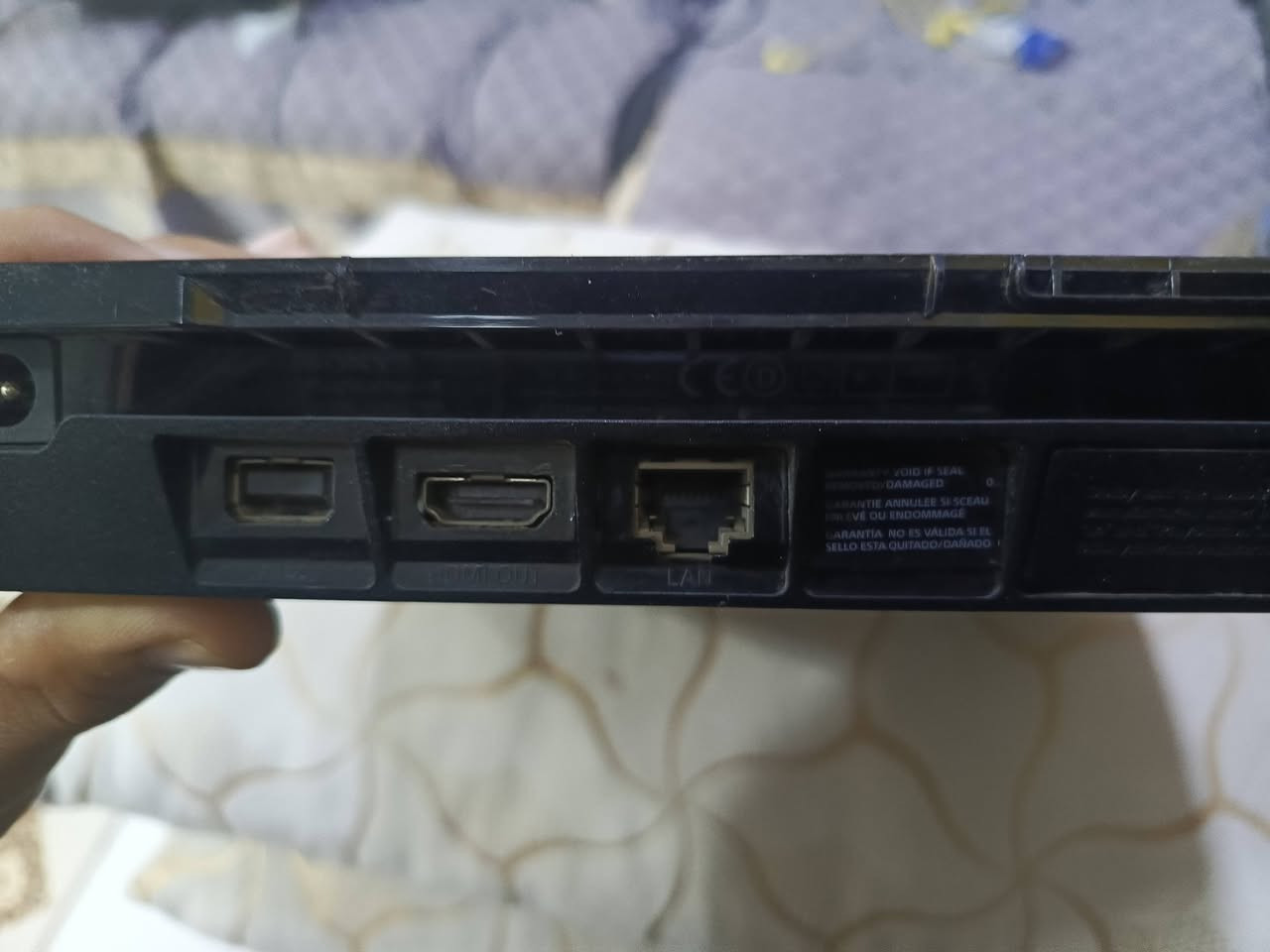 للبيع بلايستيشن فور ps4 (سلم) 
Online

Memory : 500

غير مفتوح استخدام قليل

ملحقاته :

جويستك اصليه

بدون اقراص

 HDMI تحويلة اصليه

متواجد بالبصرة

300  : سعره

*********** للتواصل
