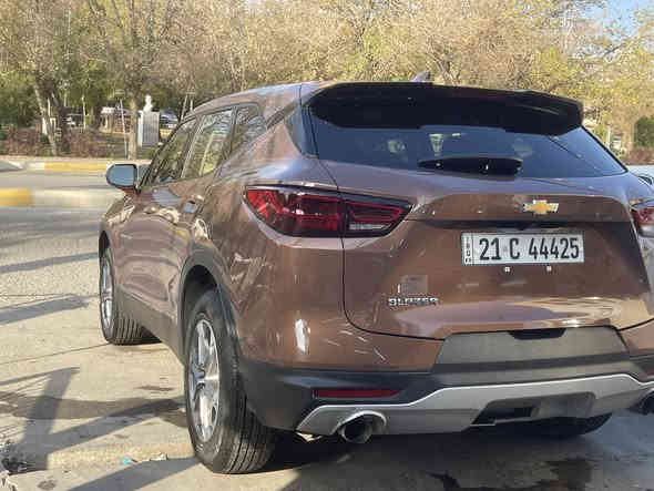 شوفرليت بلايزر LT
موديل 2023
السيارة رقم سليمانيه  تحويل  أو وكالة
عداد المسافة:16  ألف ميل
الضرر: بنيد صبغ وجاملغ بارد
وهنا بل عراق نص باب الخلفي اليمين
المواصفات:
محرك 4 سلندر 2000 تيربو
بصمة باب وتشغيل + تشغيل عن بعد
لايتات زينون عالي وواطي أصلية
ويل كب حجم 18 مع طقم تاير بحالة ممتازة
رادار  جانبي  
تحكم كهربائي كامل لمقعد السائق
تحكم ستيرن جهتين متكامل
رادار أمامي مانع للتصادم
نظام تحديد المسار
شاشة كبيرة للتحكم بجميع الأوامر
كاميرا خلفية
داخل جلد
السعر:188 ورقه 
للاستفسار: ........
***********
مكان السياره كاضميه
