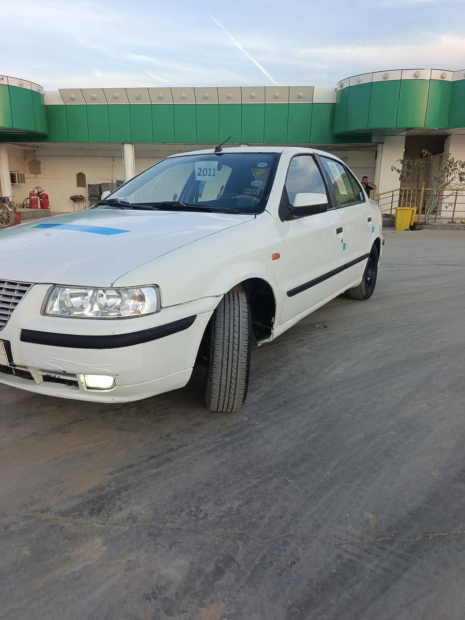 سلام عليكم سمند موديل 2011 للبيع كفاله عامه من الضربه والتبديل والخياس مكينه وكير جدد حداديه جديده تخم تاير كهربائية كله شغاله تبريد ثلج حته تتفه شغاله سنتر لوك البواب كله شغاله سنتر رقمه ذي قار دولي سنويه 2027 وبسمي السياره السعر 45 وبيه مجال قليل العنوان ناصريه رقم ***********
