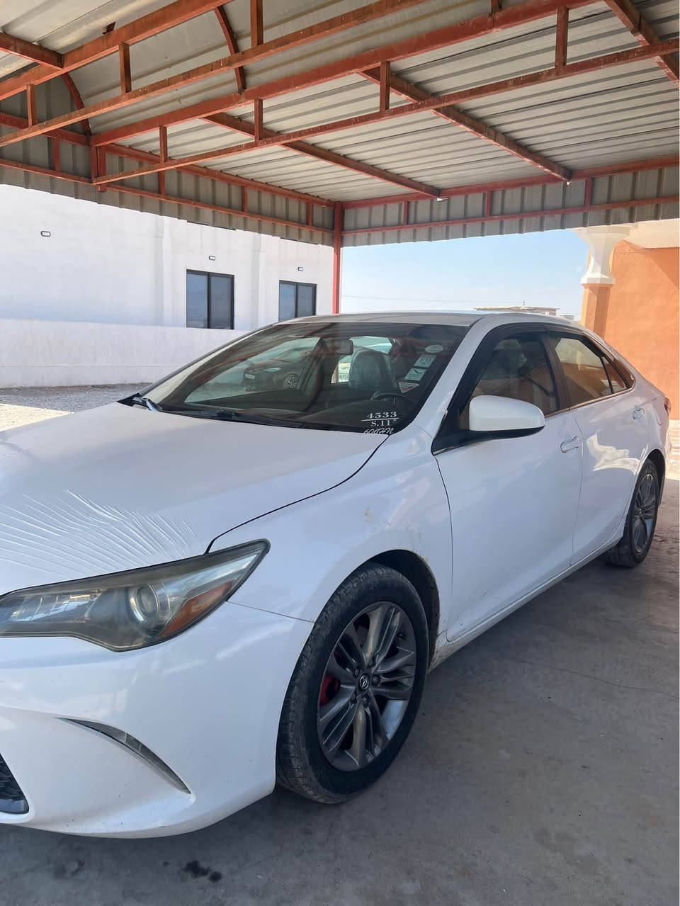 كامري ٢٠١٦ مواسفاتse زوور خاوينه. به كلين داخل بويه ٣ بارجه ي عيراقي سبوخه به بئ داخلي گئر و مه كينه ي زوور خاوينه به رشت ١٣٥هزار رويشتويه ٥ وه ره قه غرامه له سه ره  سعر ١٥٢ و مجالرقم موبايل *********** اكر, نينوى
