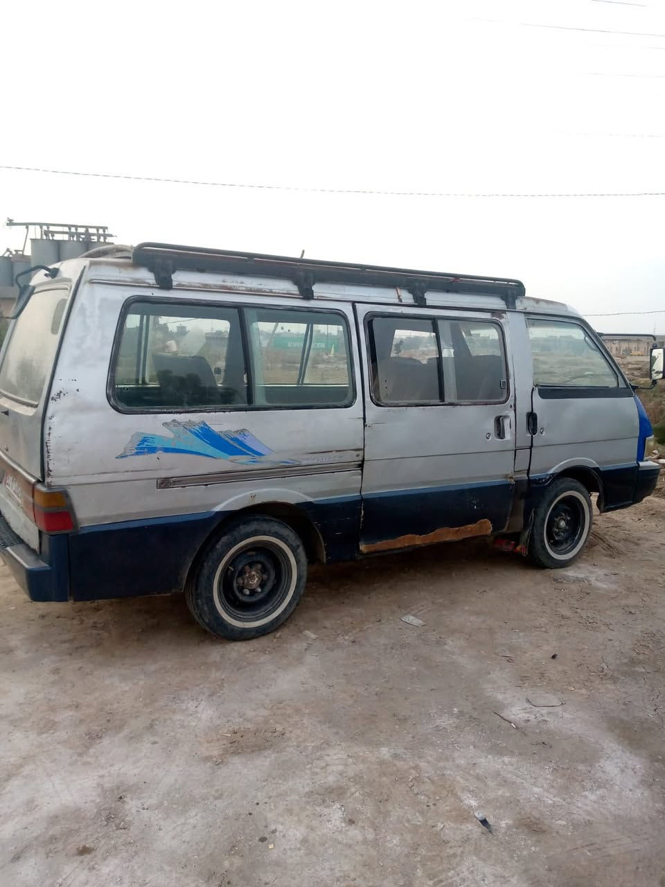 من رخصت ادمن الكروب كيا بستا موديل 95 كير مكينه خير من الله رقم بغداد نكليزي مكان سيارة بغداد جسر ديالى مصفرة هيئه وغرامه ***********
