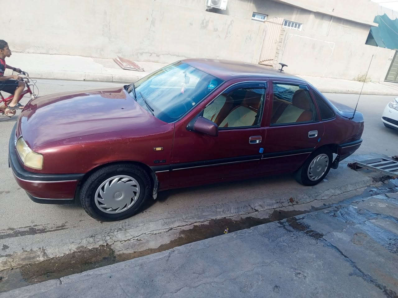 فكترا موديل 1991 حجم 20 محرك معمر رايمن صار شهر كير شرط طخم عل نص تايرات جدد داخل جديد فقط مصلح دواير ودوسات شرط التحويل الاتصال
فكترا موديل 1991 حجم 20 محرك معمر رايمن صار شهر كير شرط طخم عل نص تايرات جدد داخل جديد فقط مصلح دواير ودوسات شرط التحويل الاتصال 
***********
ترهم قصد ترهم نقد (مسول وافق😘)
