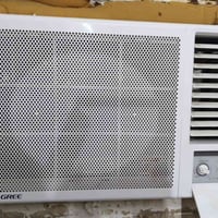 للبيع مكيف شغال نظيف على الفحص 250 ومكينه برذر فقط خياط عدل  نضيفه هي ...