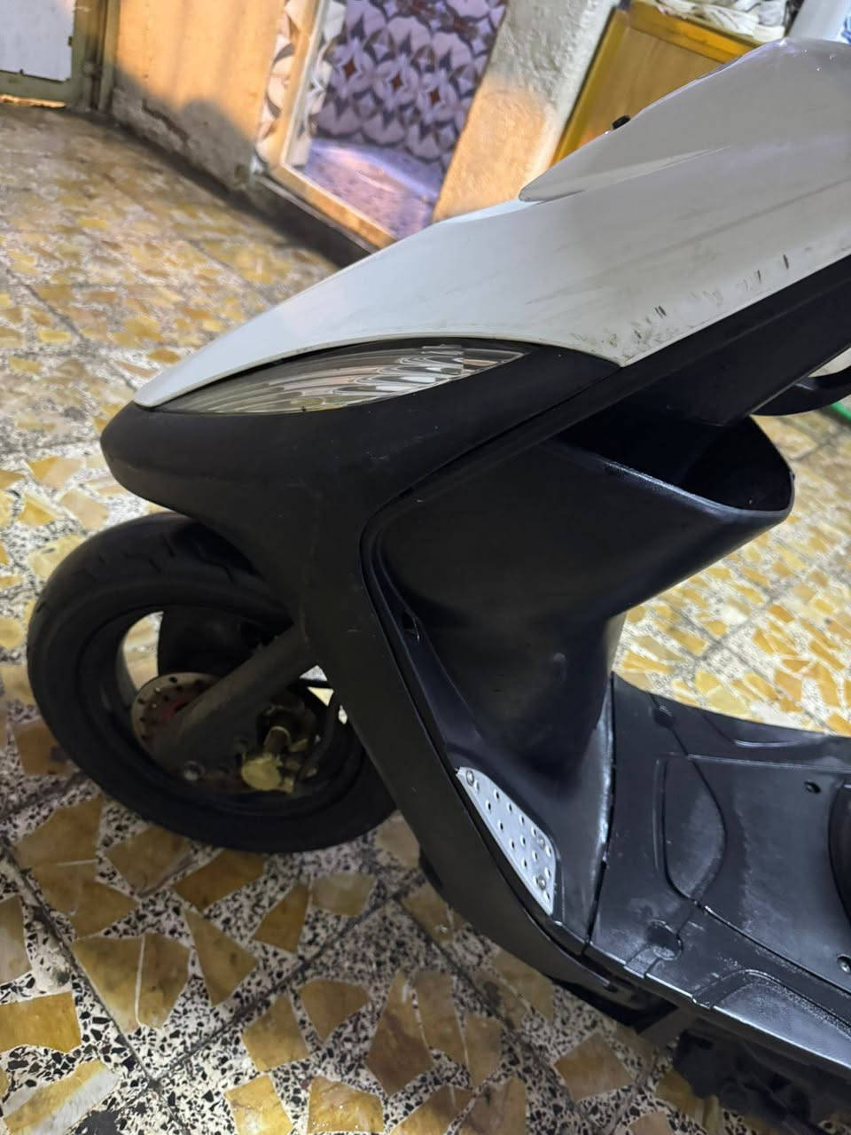 السلام عليكم
ماكس عدله نضيفه مامفتوحه ابد  ركبه
صارلهه 3 اشهر من اخذتهه كلشي شغال بيهه السعر 650 الف
هاتف *********** واتساب
