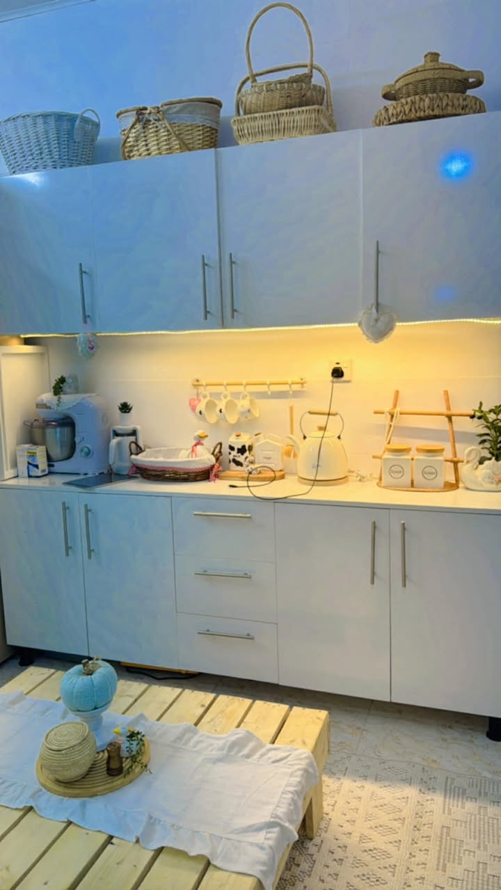 للبيع طباخ وكاونتر طول مترتين وسنك مرمر قياس ١٢٠ استعمال شهرين جدد نظيفات حيل طباخ ٢٠٠وبيه مجال كاونتر ٣٠٠ وبيه مجال المهدية الثانيه الهياكل


**إذا كنت صاحب هذا الإعلان وتريد حذفه لأي سبب، رجاءا أرسل رسالة إلى الدعم الفني**