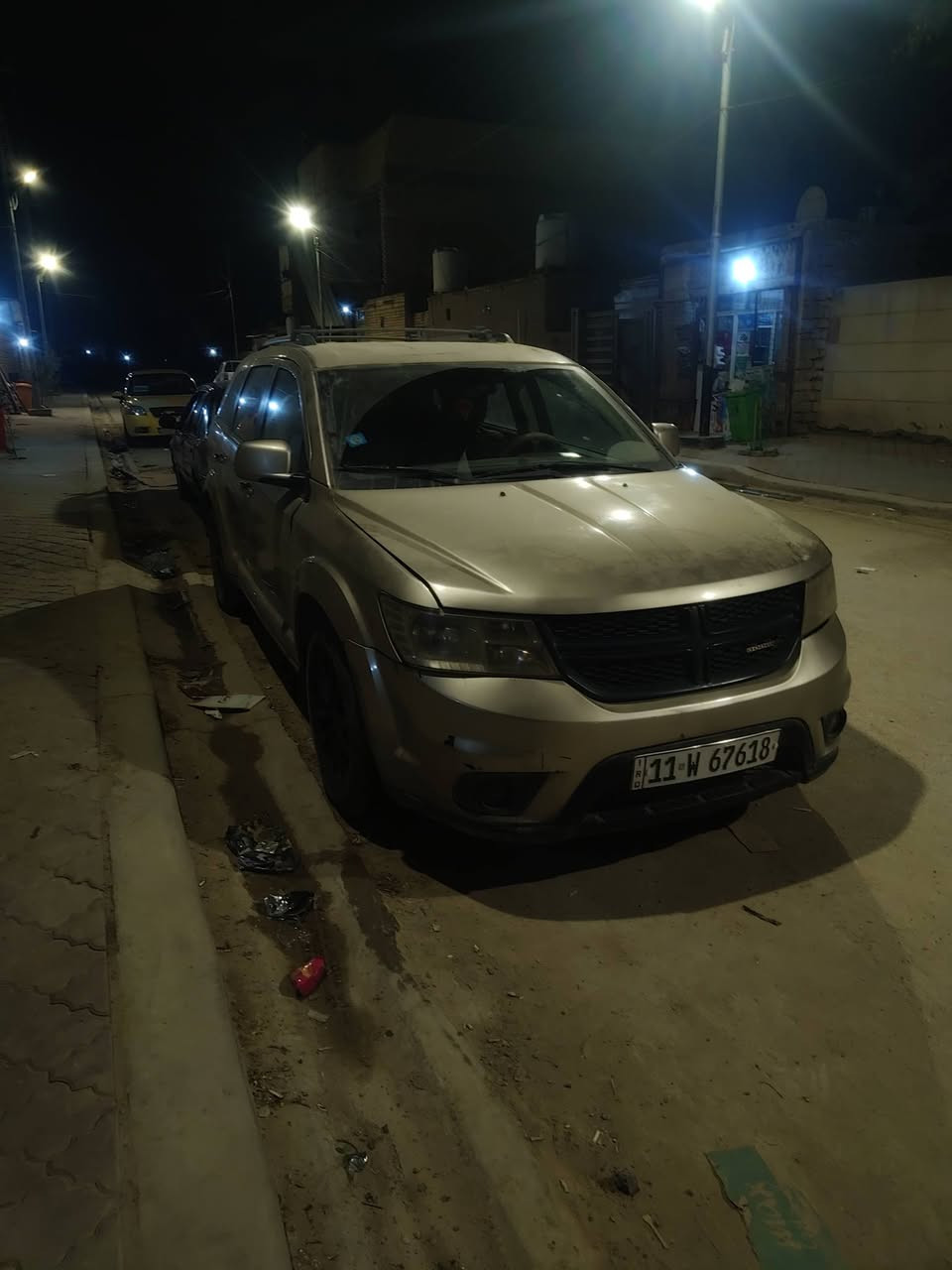 السلام عليكم جورني للبيع
جورني 2009 للبيع ب80 وبيه مجال للعلم السياره مگلوبه ومعمره
السياره 7 راكب 
محركه 6اسلندر 3500
تبريد 3 قطع 
شاشه 
كشنات جلد 
منضومه زنون عالي
اتصل وتدلل ***********
