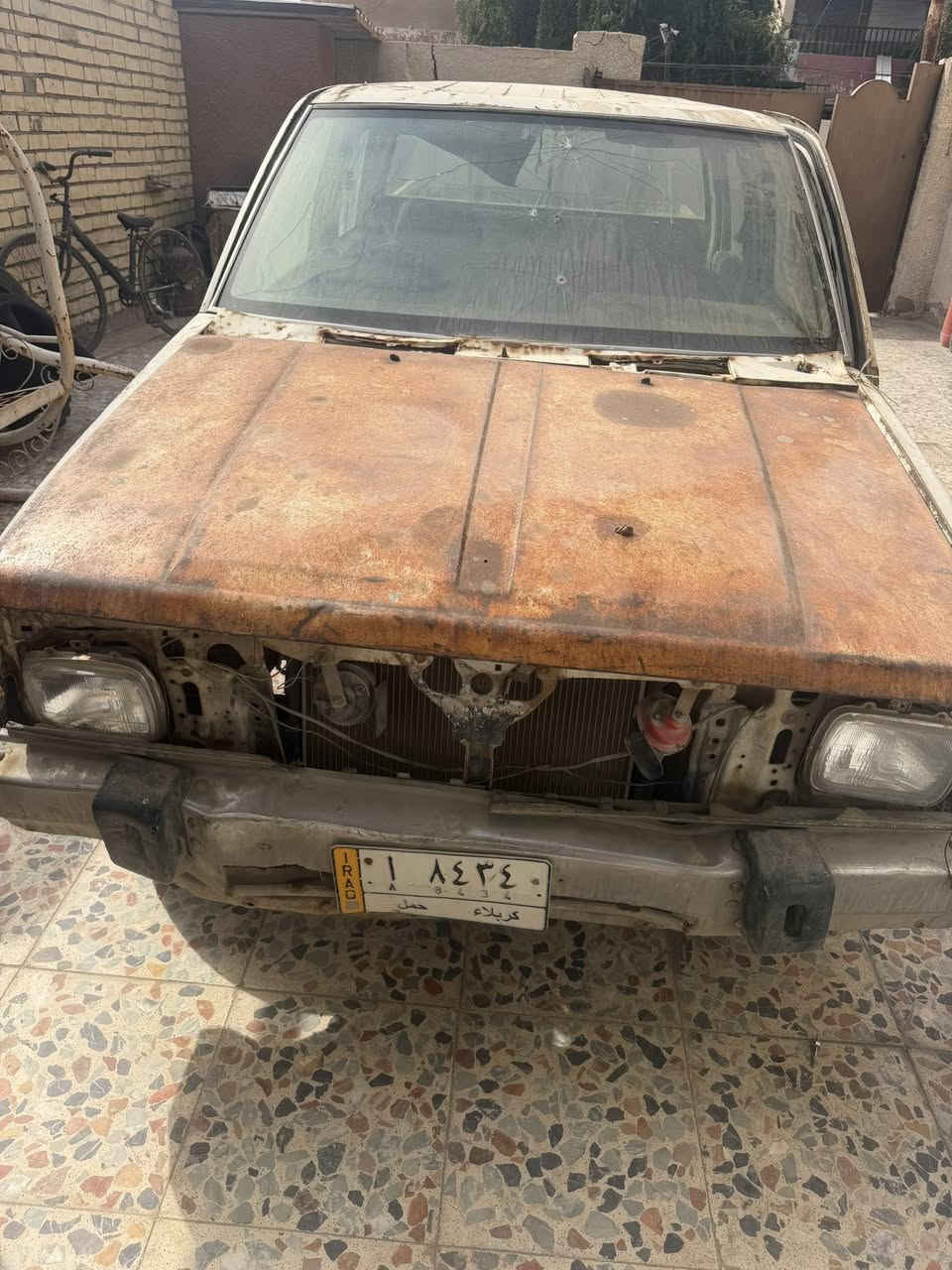 بيكم نيسان 89 رقم كربلاء بسمي كير ومكينه اوتماتيك رقم *********** مكان سياره بغداد
