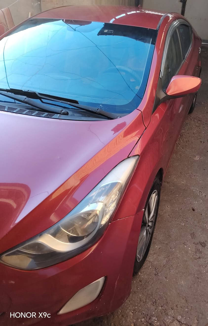 السلام عليكم النترا موديل ٢٠١٢ وارد امريكي ليبل واحد ضرر جاملغ خلفي فقط. تدفئه تبريد شغال رقم بغداد السعر ( ٩٧) رقم الموبايل ( ***********)
