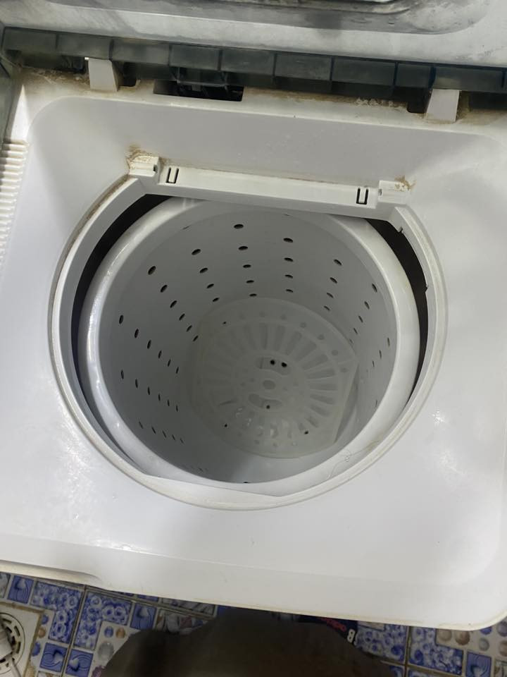 غساله حجم 12 للبيع السعر 80 الف وبيها مجال نظيفة وما داخله تصليح
العنوان النجف الحيرة 
***********
