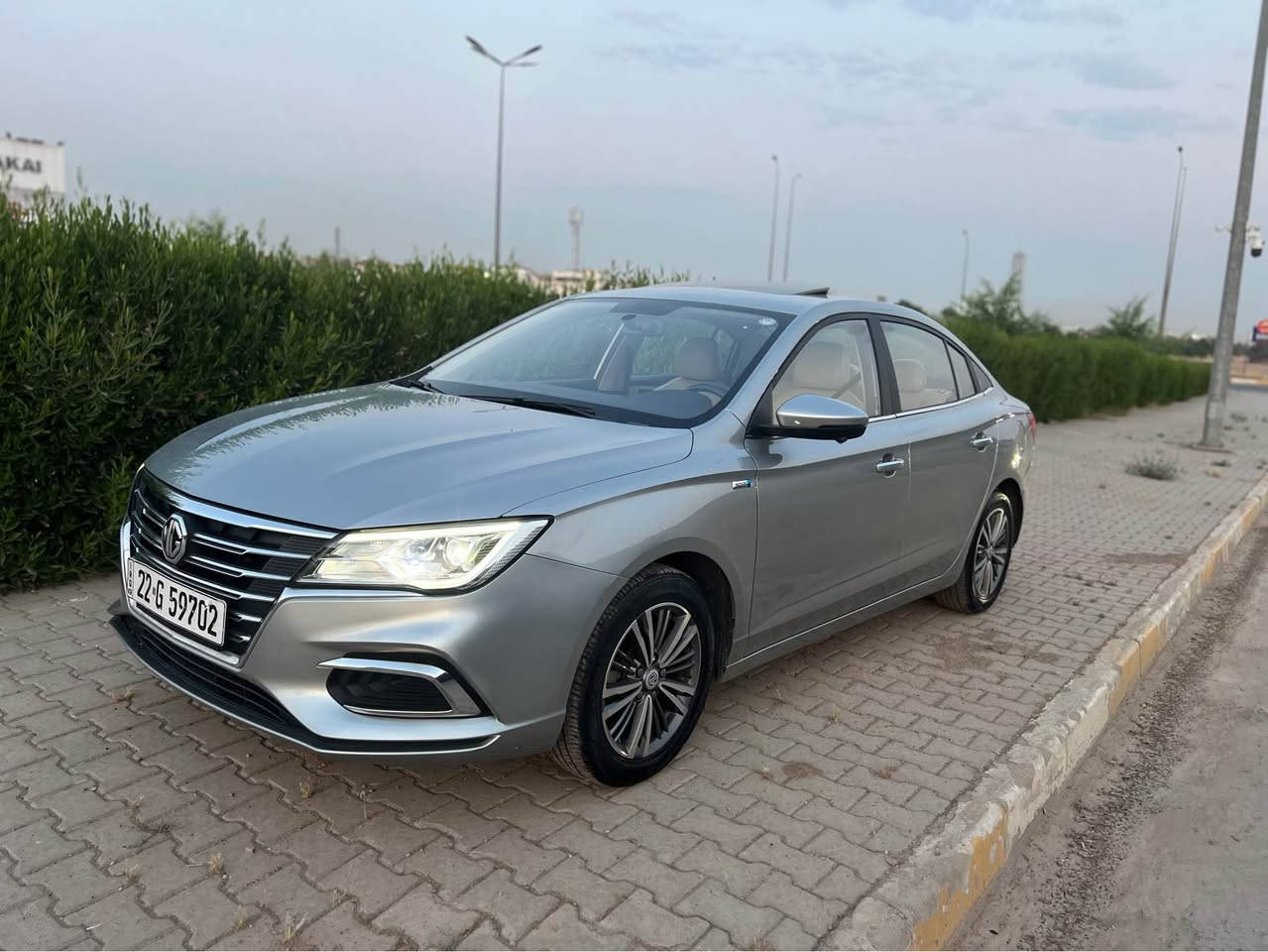 Mg5 2023 
فول ماسەفاتی mg
ناوزەرد ٢ کوشن کارابای و هیتەر 
سلایت بەسمە
تەنها ١ ساردی بچوکی هەیە 
٢٩… رۆیشتیە 
*********** أربيل, العراق
