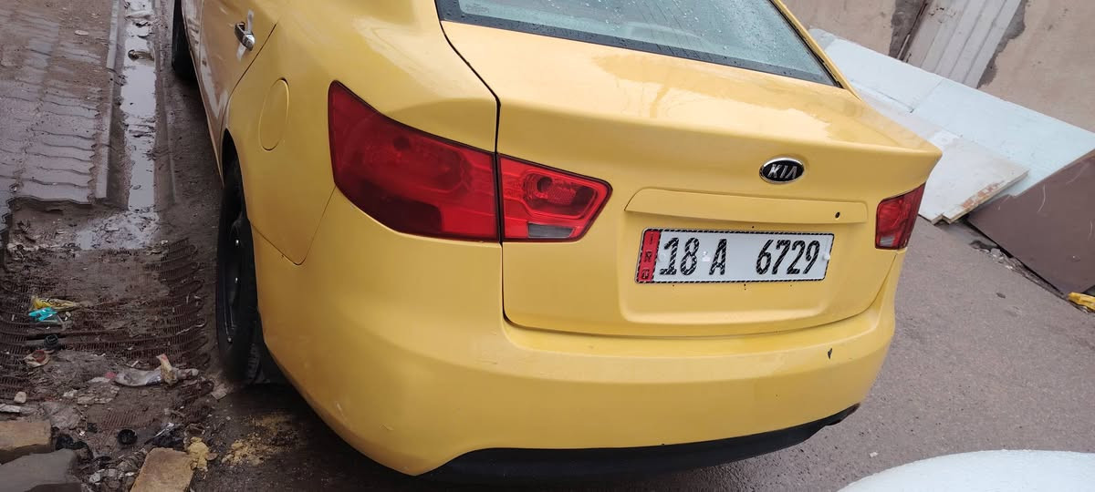 سلام عليكم سياره فورتي البيع 2012 رقمه بابل بسمي ضربته فخذه المامي ومكفوله من العيب شرعي محركه 2000 مكان سياره ناصريه الإسكان صناعي ***********
