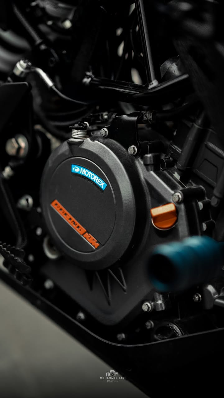 للبيع فقط زيرو مرقم رقم بغداد مميز 
دراجة كي تي ام رحالة . بحالة الوكالة زيرو بدون ولا شخط بعدها بالليبلات 
 KTM Adventure 390
دبل سويج الاحتياط بعدة بالجيس 
حجم المحرك 390 
جامة طويلة استيراد 
درع حديد 
سيباية جنطة بلادية 
جنطة ادفنجر 
درعه مازدا امامي جديد غير مشدود استيراد
قفل سرعة جديد غير مشدود مستورد
ستاند رمبة دراجة حديد امامي خلفي 
تخم ليبل ويل بلادي كي تي ام 
قاعدة رقم بلادية حديد اضاءة زينون مستوردة
سماعات بلوتوث للخوذة جديدة بالكارتون
شاشة جي بي اس وكار بلاي امريكي حجم 7 انج استيراد 
سبري بخاخ منظف زنجيل ومانع زنجار لوكي مولي
فرشاة تنظيف وتزييت زنجيل اصلية 
سبري بخاخ لوكي مولي منظف ومزيت نظام البريك 
دراجة جديدة بمعنى الكلمة مال جناية دراجة العمر 
مسستمة سستم كامل بلادي كلة من امازون 

الـسـعـر : 8,900,000 مليون 

اي تفاصيل راسلني وبخدمتك


**إذا كنت صاحب هذا الإعلان وتريد حذفه لأي سبب، رجاءا أرسل رسالة إلى الدعم الفني**