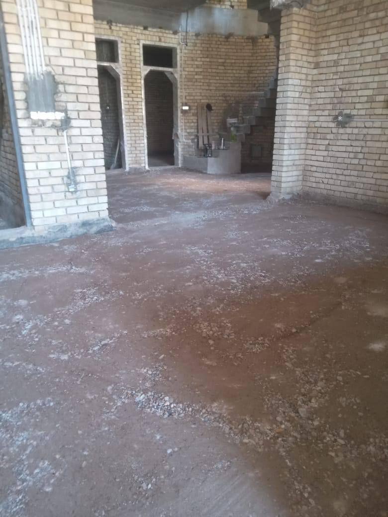 السلام عليكم عمال لفرش السبيس وحدله ولتنظيف انقاذ المنازل والاصاب ارضيه المنزل للاستفسار صنع الرقم***********.
