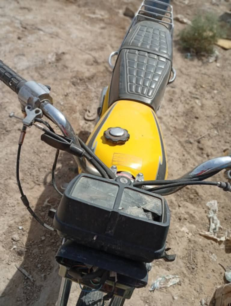 سلام عليكم  دراجه للبيع موديل ٢٠ اوراق اصوليه محرك شاصي مكفوله كفاله عامه الرقم  ***********
