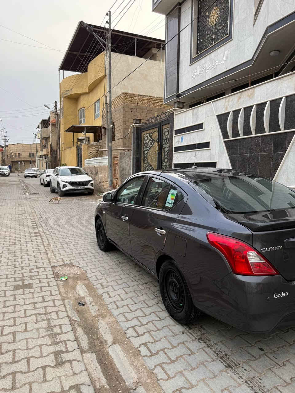 السلام عليكم للبيع او مراوس نيسان سني هندي بليته زركه موديل 20كفاله ضربه وصبغ وتبديل  اربيل رقم الاجديد الانكليزي سنويه لل27السياره جديده احلى من الصور استخدام شخصي ماشيه 94حقيقي  السياره نقص برغي مابيهه كير مكينه تبريد حداديه تخم تاير قبل يومين شديتهن مكاني بصره مركز ***********
*********** البصرة, العراق
