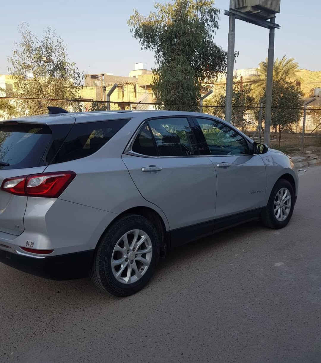 كوينكس موديل 2018  Lt  رقم بغداد بأسمي تحويل مباشر
تحكم فول  ويل كب    كامرة خلفيه شاشه كبير لمس بصمه تشغيل وأبواب خمس بصمات  كشن كهربائى  شاشة عطلات  تبريد قطعتين كشن مخمل محرك 1500 تيربو حادثها البنيد مبدل  حادث بسيط وحلو  تخم تاير جديد  كهربائيات كلها شغاله وجديدة تبريد ثلج السيارة جاهزة للاخير ما بيها نقص نهائيا السعر  130 وبيها مجال قليل مكان السياره الناصريه للاتصال ***********
