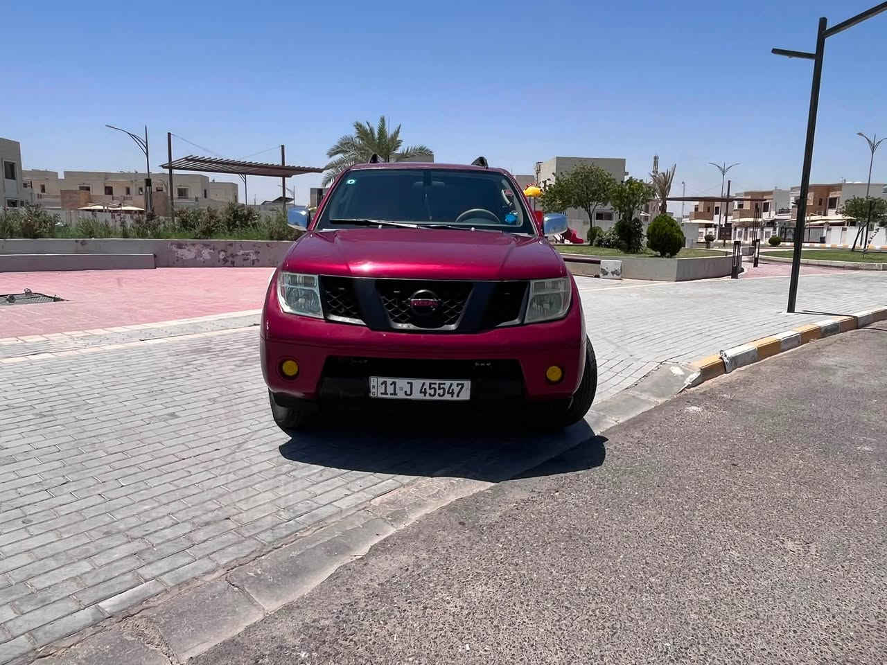 السلام عليكم 
مراوس ويا كامري 
نيسان باثفايندر ٢٠٠٦
محرك ٦سلندر ٤٠٠٠
رقم بغداد دولي باسمي 
كير اوتو دفع رباعي
منضومه غاز ٦٠ لتر 
صدر امامي وخلفي جديد 
تبريد شغال 
٧راكب 
سعرها ٨٥ 
مكاني صلاح الدين تكريت
***********
