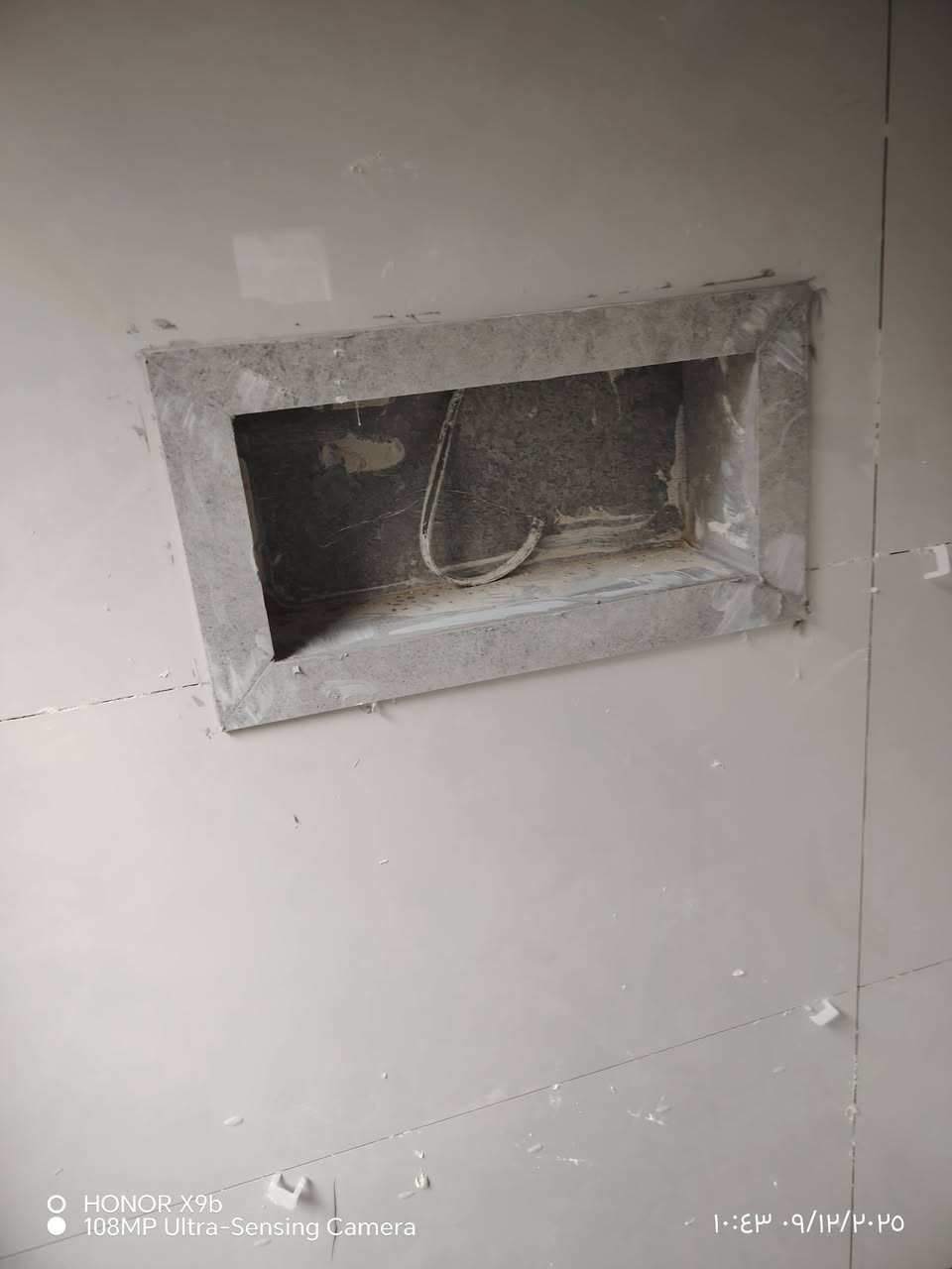 كادر سوري للسيراميك متفرغ حاليآ شغل درجه اولى واسعار مناسبه ***********
