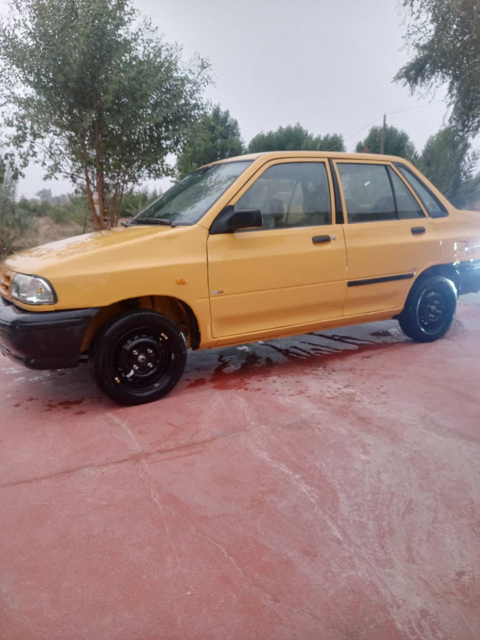 سايبا للبيع موديل 13 رقم بغداد بسمي للتصال ***********
