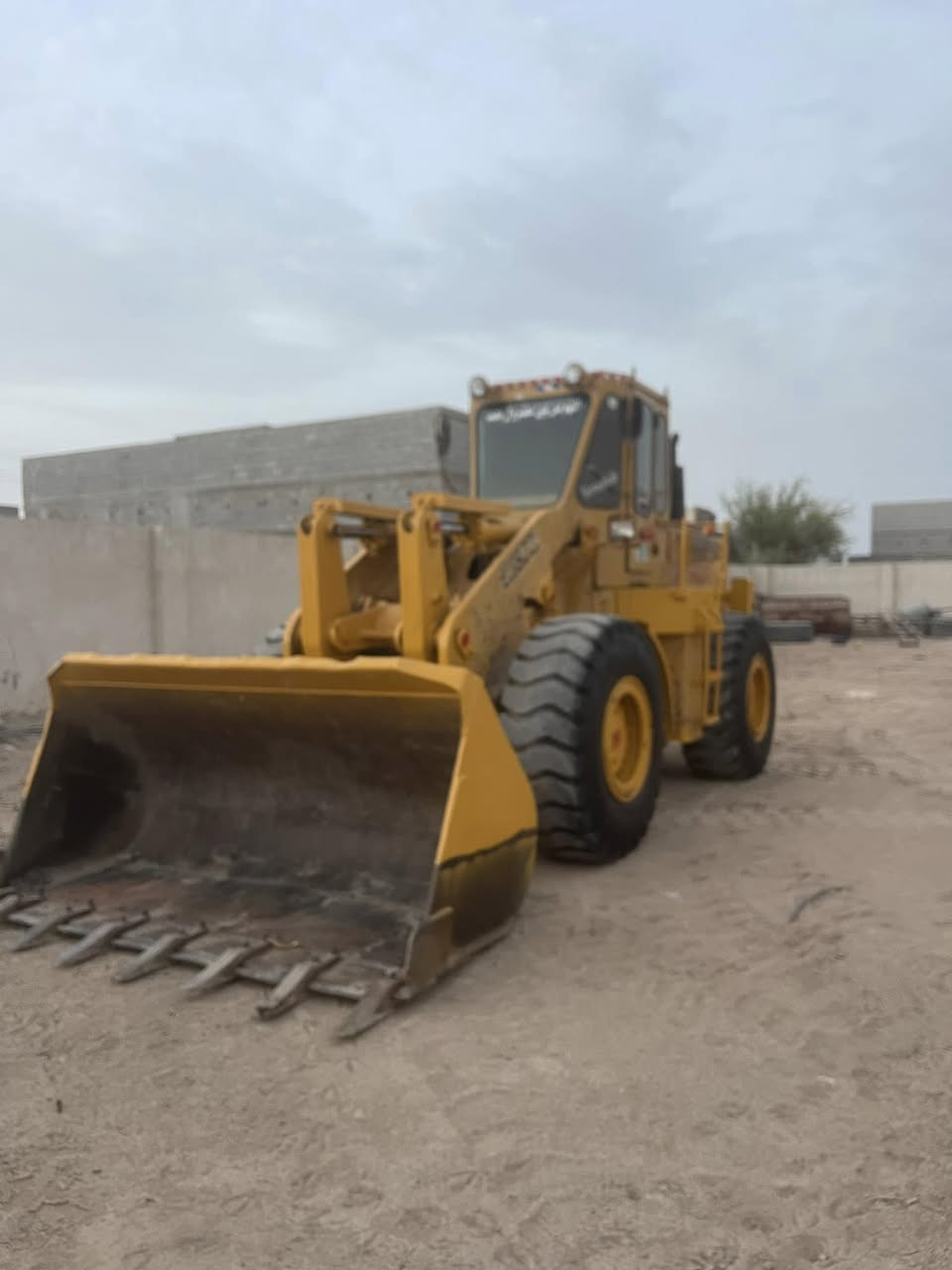 للبيع شفل داشتو حجم 80 مديل 86 رقم بصره تحويل كفاله من فطر وكسر كير مامفتوح محرك نيسان 125 تخم تاير مكينه جاهزه عنوان بصره الزبير *********** او ***********
