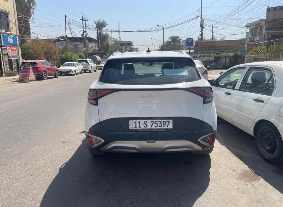 السلام عليكم. سبورتج 2023 ماشيه 38 صندوق كهرباء ونقطه عمياء فول بدون بنوراما بيه رصعه بالجاملغ ومسحوبه pdr 
للأستفسار واتساب ***********
السعر 218 وبيه مجال
