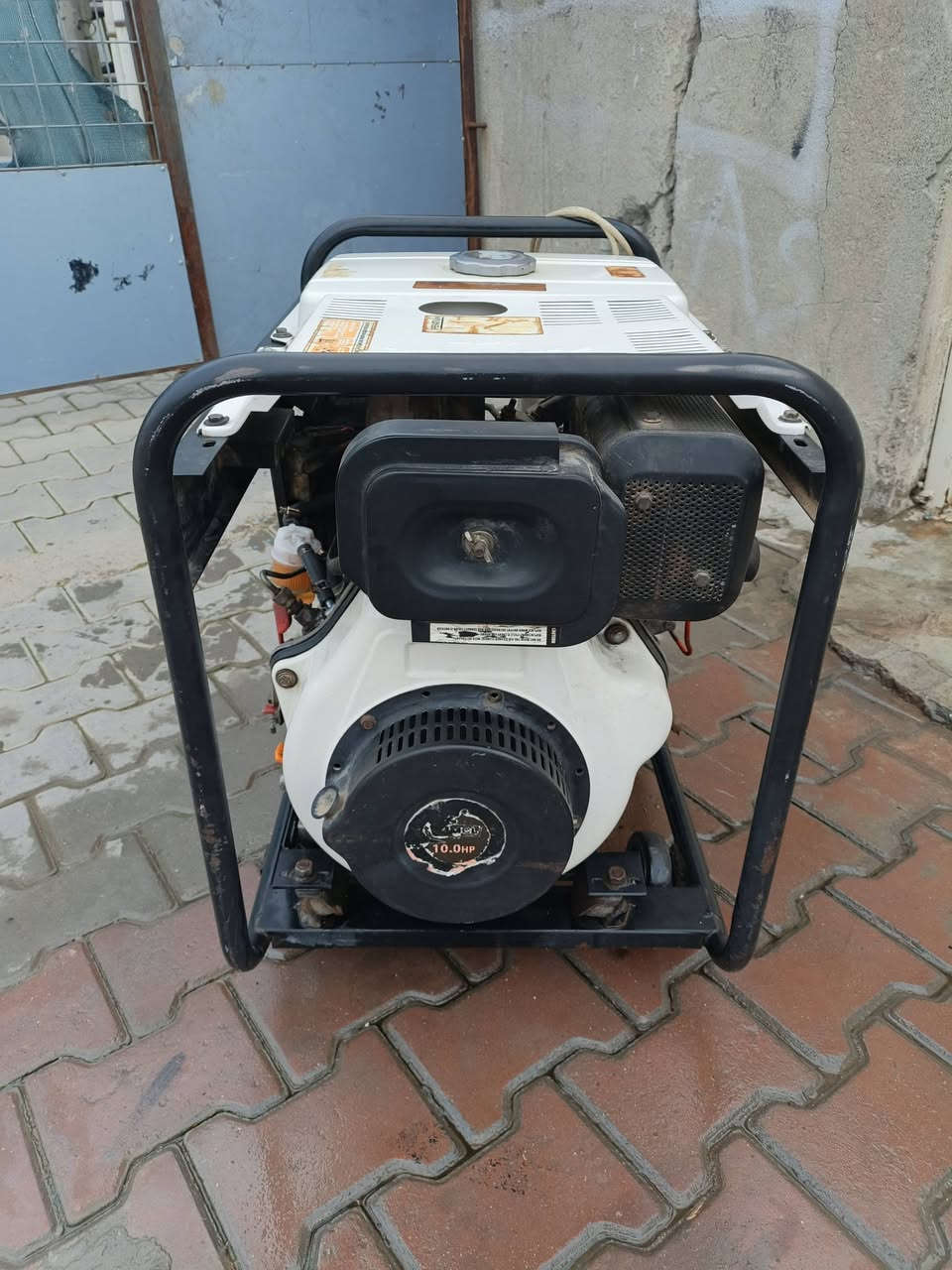 سلام عليكم مولد للبيع سعر 400وبي مجال شغال كل عيب مابي ***********
