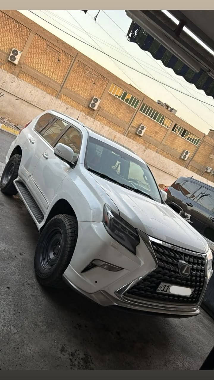 رقم بغداد بأسمي 2014
مكفولة عدا الدعاميات و مكانين بارد 

السيارة نظيفة جدا

ماشية 174 الف كيلو 

داخل جلد قرميدي

محرك 4600   8

جكات تصعد وتنزل السيارة 

٣ شاشات بلادية 

رادار امامي +جانبي 

كشنات حار +بارد+كراسي كهرباء

كشن سايق خزن ميموري 

اربع كامرات ٣٦٠ درجة

ستيرن كهرباء 

كشنات خلفية كهرباء 

تشغيل عن بعد 

فتحة بل سقف 

بصمات اثنين 

وبقية مواصفات اللكزز المعروفة 

السعر ٣١٦ وبيهه مجال قليل

مكان السيارة بغداد الكرخ

ملاحظة / ويالة السيارة الاصلية موجودة هية والتايرات. وجدد


**إذا كنت صاحب هذا الإعلان وتريد حذفه لأي سبب، رجاءا أرسل رسالة إلى الدعم الفني**