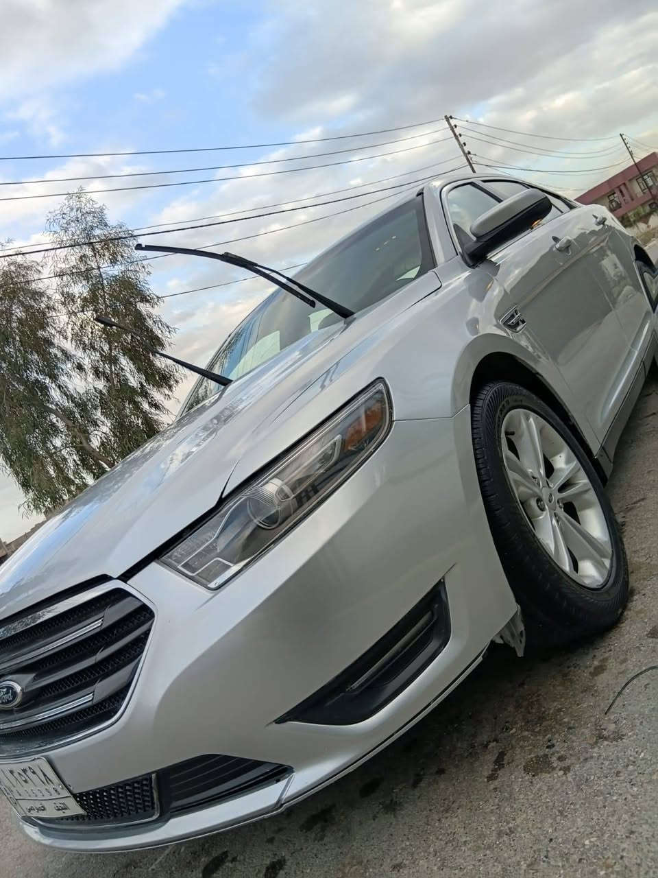 فورد تورس 2013 شرط التحويل
محرك كير مكفولات سيارة كاملة صدر جديد تخم تاير كهرباء فول كشنات جلد 
السونار مرفق بالمنشور 
سعرها 80 وبيها مجال 
***********
مكانها ديالى بعقوبة
