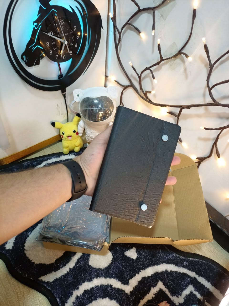 طلعتلي شاشه دفتريه محموله (لمسس)
جماعة الكامرات والتصوير الاحترافي ☑️
لايفوتكم ☑️ تجنن
حجم وقياس نادر 🔥
غلاف تفتري مقاوم للماء ☑️
بيها منفذ hdm+تايبسي☑️
تربط على 👇🏻☑️
 على كاميرات التصوير+موبايلات+تلفزيون☑️

كامل ملحقات 🎁

على اول تم 85 الف 
للتواصل 📞***********
يوجد توصيل 🚕

فضلا وليس أمرا متابعه 🙏🏻
