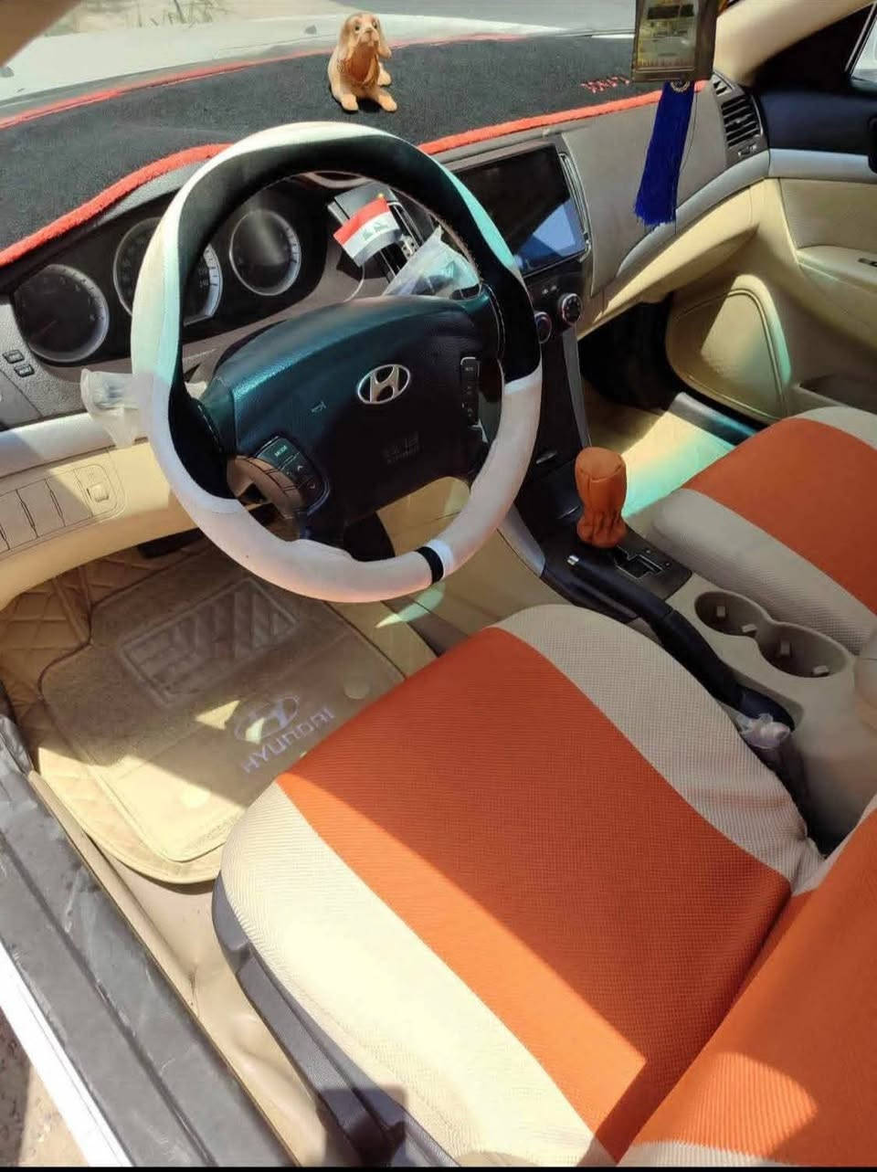 سلام عليكم
سوناتا  2010 خليجي 
تبديل 3قطع
 سنوية وهزة جديد  
سياره نضيفه وجاهزه من كلشي 
كير محرك تخم تايرجديد  
 داخل بيجي  
تبريد ثلج
مكينه 2000 دوش 
ادامة كامله عل سيارة مال جناي 
رقم،، ذي قارانكليزي
  تحويل مباشر
  سعرها 115 وبيها مجال
ذي قار قضاء الشطرة
رقم الهاتف ***********
