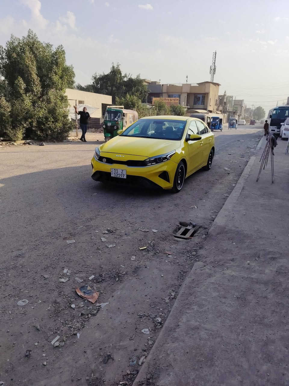 للبيع او مراوس حسب القناعه فورتي 2023 ماشيه 21 الف فقط أصفر ليموني خصوصي بسمي حادث جاملغ خلفي وقبق صندوك سياره جاهزه للخير حجر صالنصه موجود بلادي مكينه وكير كارتون تخم تایر تخم ويل منضومه غاز توني شادها دوشمه عام مصفره وجاهزه السعر 134 ملاحظة السونار داخل المنشور العنوان بغداد ***********
