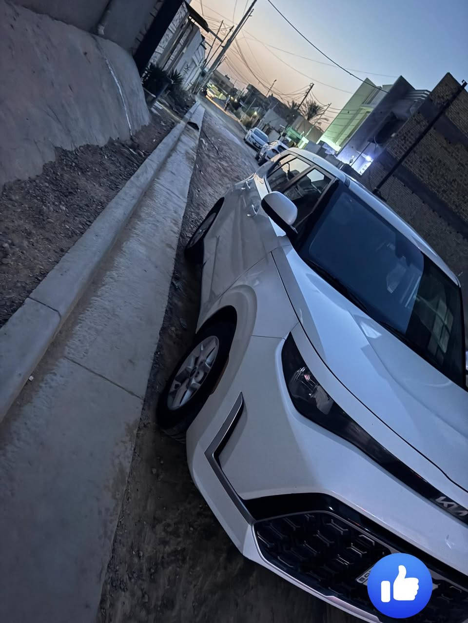 السلام عليكم كيا صول موديل ٢٣ رقم بابل بأسمي ماشيه ٤٨ الف كيلوا  محرك 2000 دوش مواصفات S سياره نظيفه داخل وخارج حادث سطحي فقط بنيد مبدل ***********
 مركز الحله
